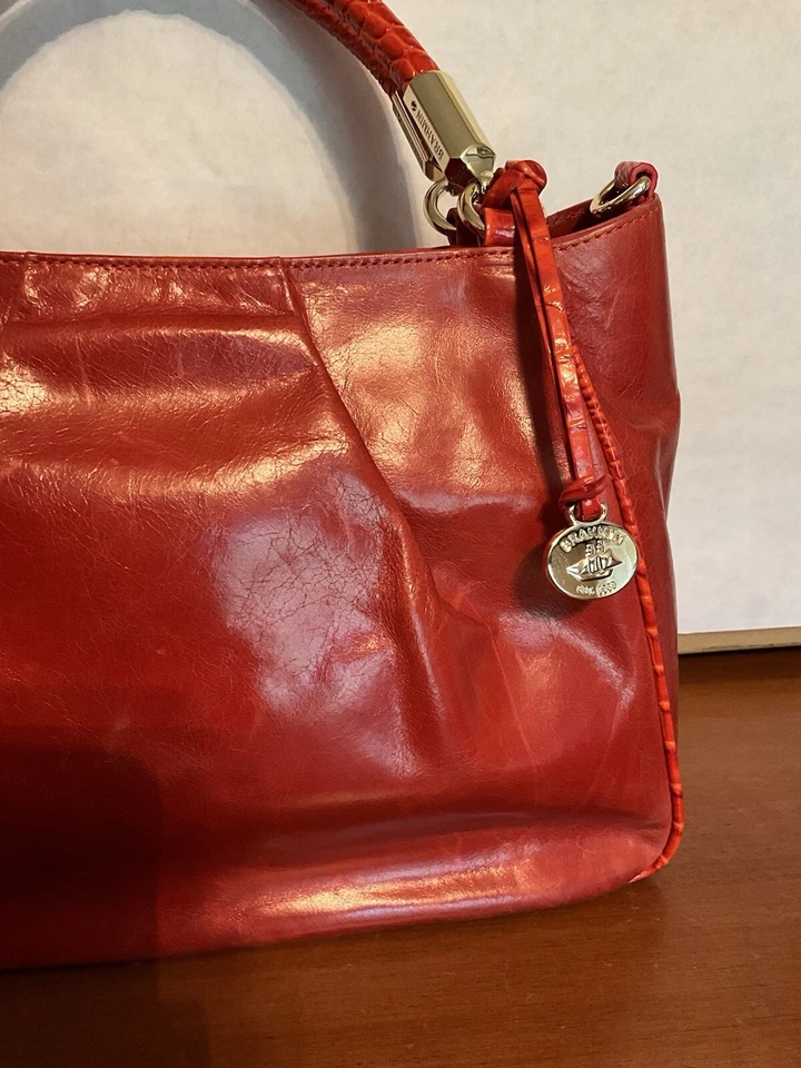 Cartera Brahmin Rubí - Amaryllis Longship Roja con Cartera Ady a Juego Usada en Excelente Condición Difícil de Encontrar Foto 3 de 4