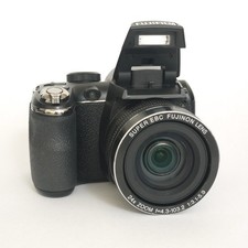 Fuji FinePix S4250MW 14MP 24X Zoom Digital Camera