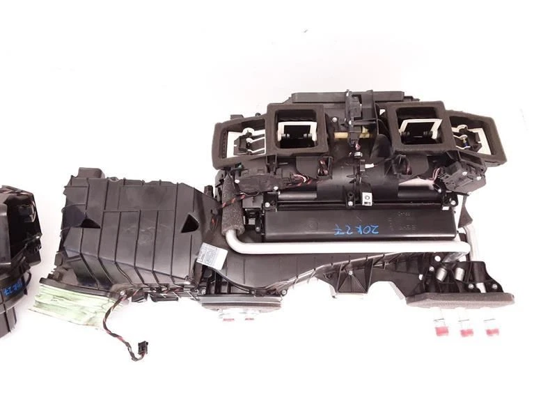 10-17 宝马 6 系列 F13 交流蒸发器 9202574 — 第 3/4 张图片