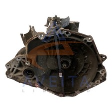 Vauxhall Zafira B 2010 1.6 Petrol 5-Speed Manual F17 Gearbox 24583202