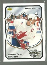 1992-93 Upper Deck Wayne Gretzky Heroes #14 Wrapped In The Maple/Leaf (ref 74167