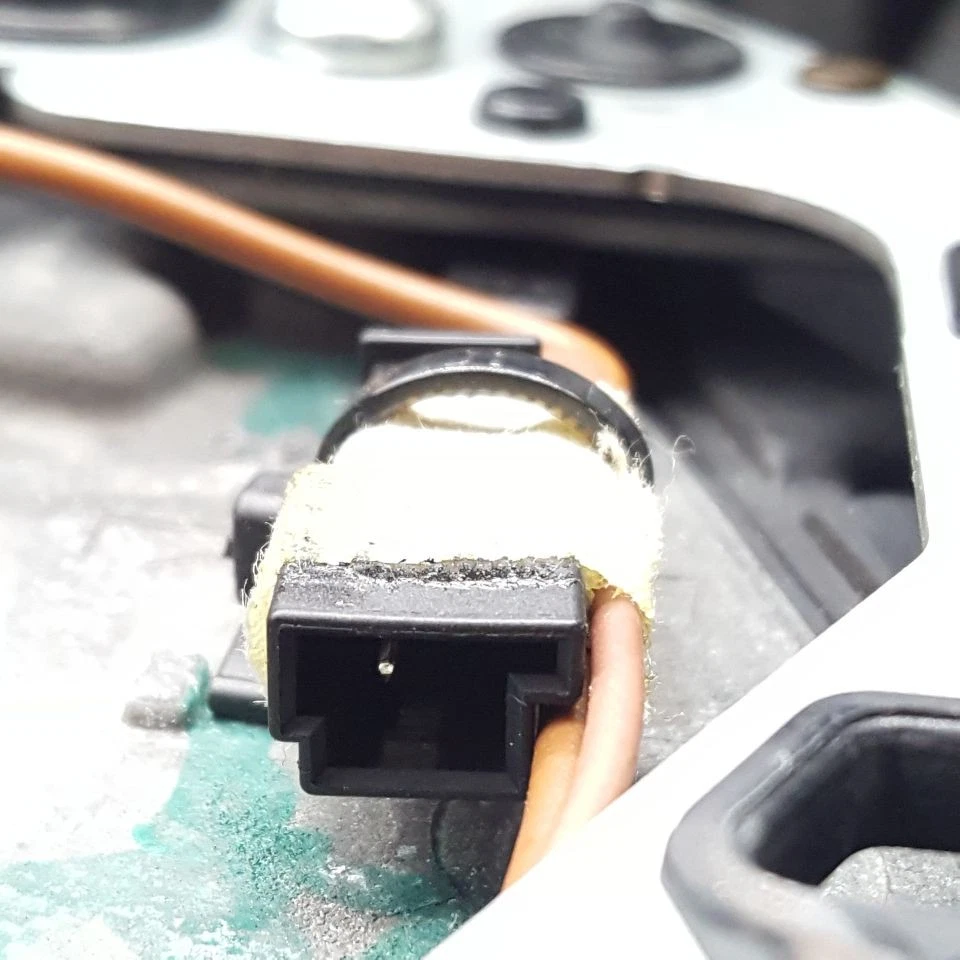 Volante cuero negro térmico con algo de desgaste OEM BMW 750LI 2009 Foto 2 de 4