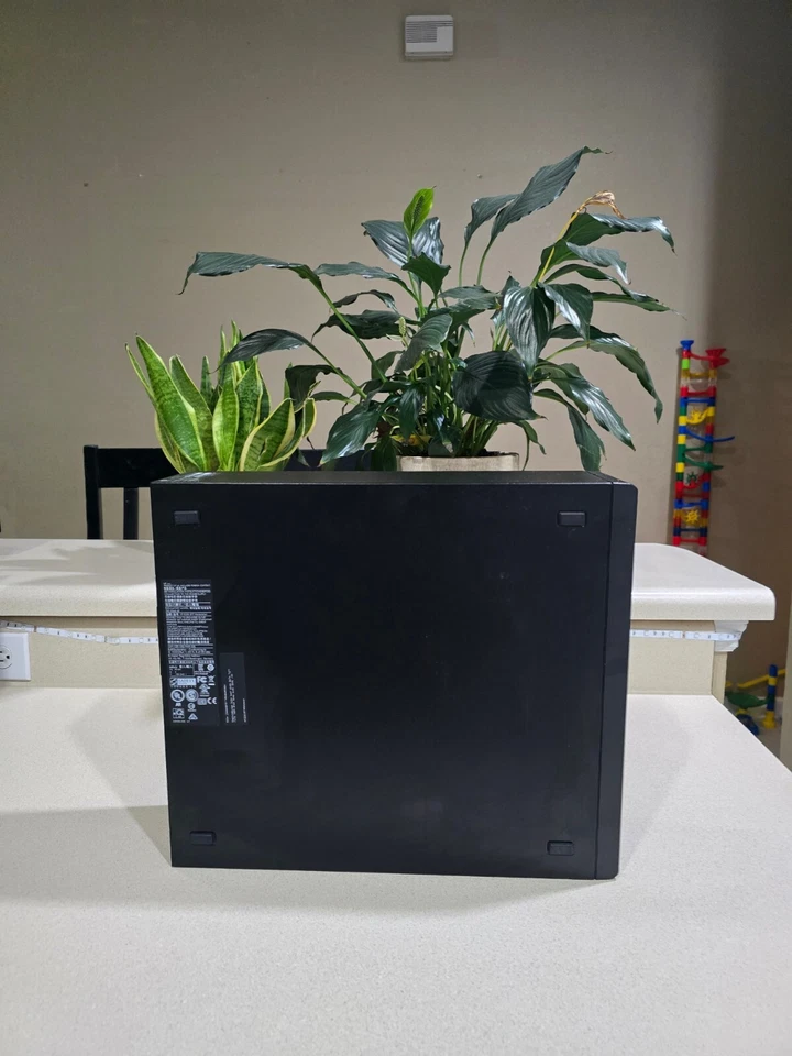 HP Z230 SFF Workstation Desktop Core i5-4590, 16GB Ram, 500GB SATA Win10 PRO - Image 4 of 4