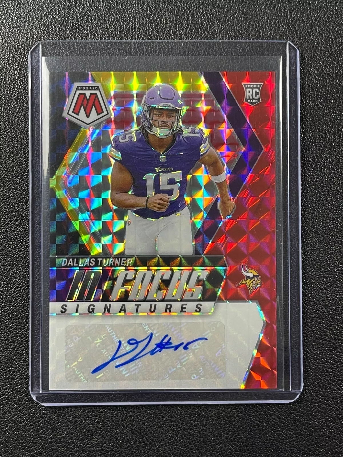 DALLAS TURNER 2024 MOSAIC ROOKIE IN FOCUS SIGNATURES CHOICE RED YELLOW AUTO RC