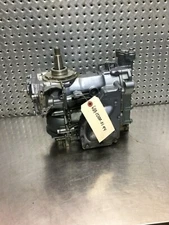 1984 YAMAHA 25 LH OUTBOARD MOTOR CRANKCASE ASSEMBLY 689-15100-01-94 S028