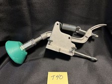 1 (One) Woodstock Board Buddies GREEN Anti Kickback Safety Hold Down Device T40