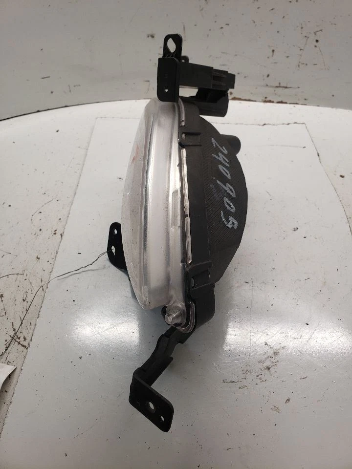 Passenger Corner/Park Light Fog-driving Sedan Fits 11-13 ELANTRA 1248450 - Image 2 of 4