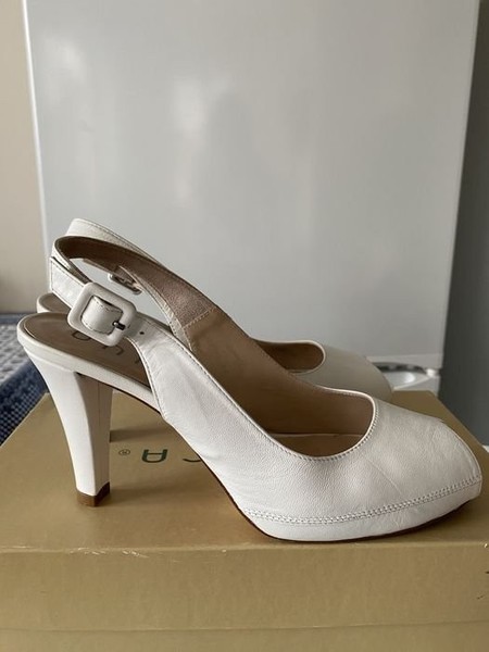 Women Unisa Heels White Leather 40