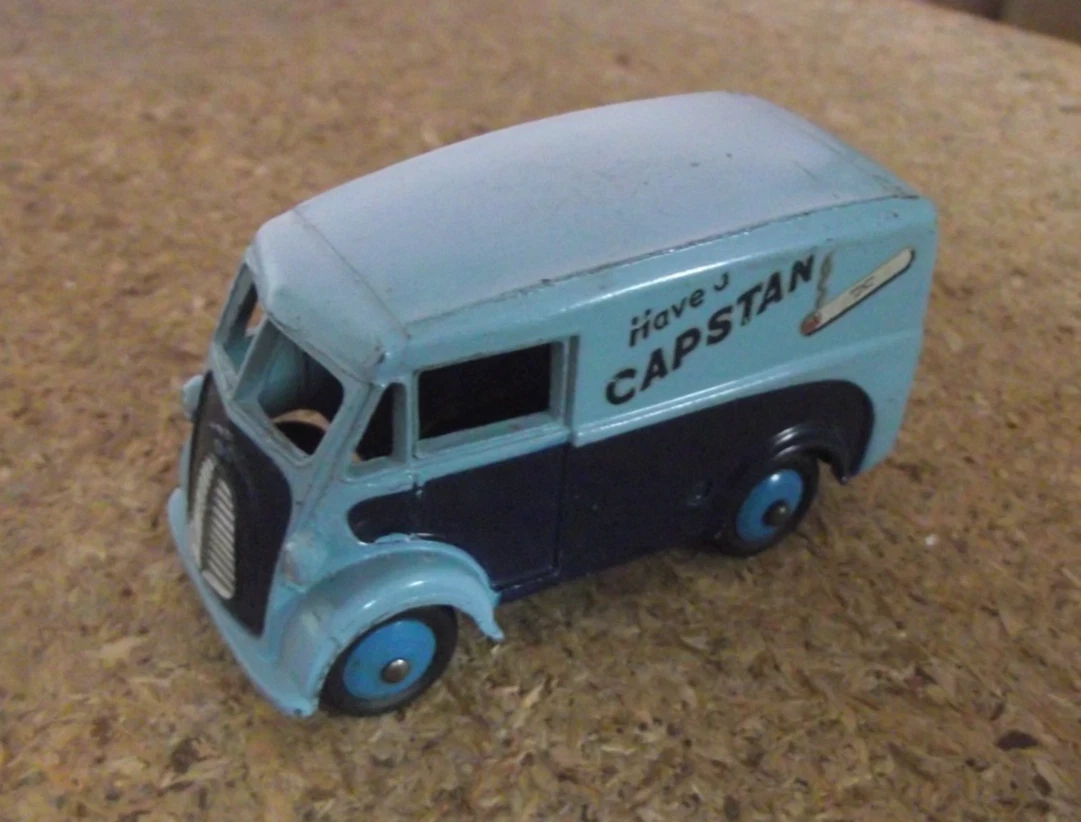 Dinky Toys N°465 Morris Van Capstan 1/43, Bleu, Zamak, Collection
