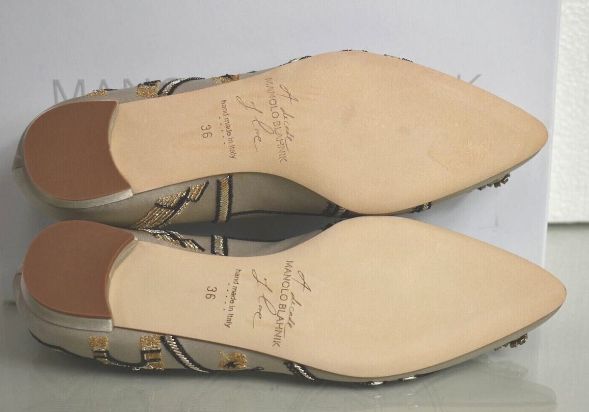 NEW MANOLO BLAHNIK Decade of Love NYC MAP New York Anniversary