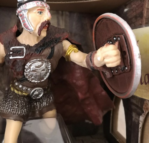 TERRA FIGURE QUEST FOR TEMPEST HALL KIDS ACTION FIGURES DISPLAY TOYS GAMES - Picture 12 of 14