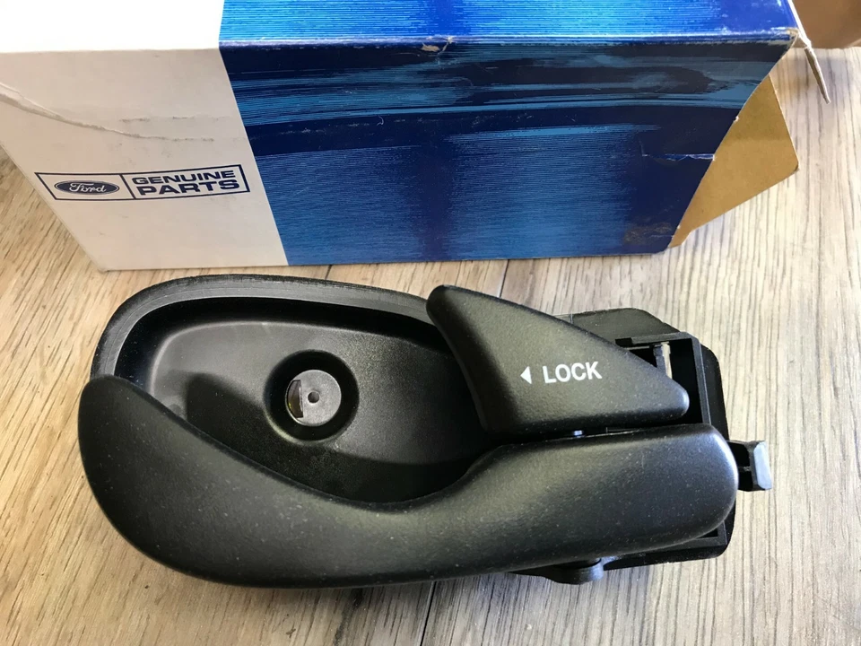 Ford Focus 2005-2007 nos manija de puerta interior delantera derecha negra 6S4Z-5422600-A Foto 2 de 2