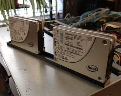 SuperMicro CSE-826 QUAD 2.5'' SSD BRACKET 4x Drives Internal Mount Holder