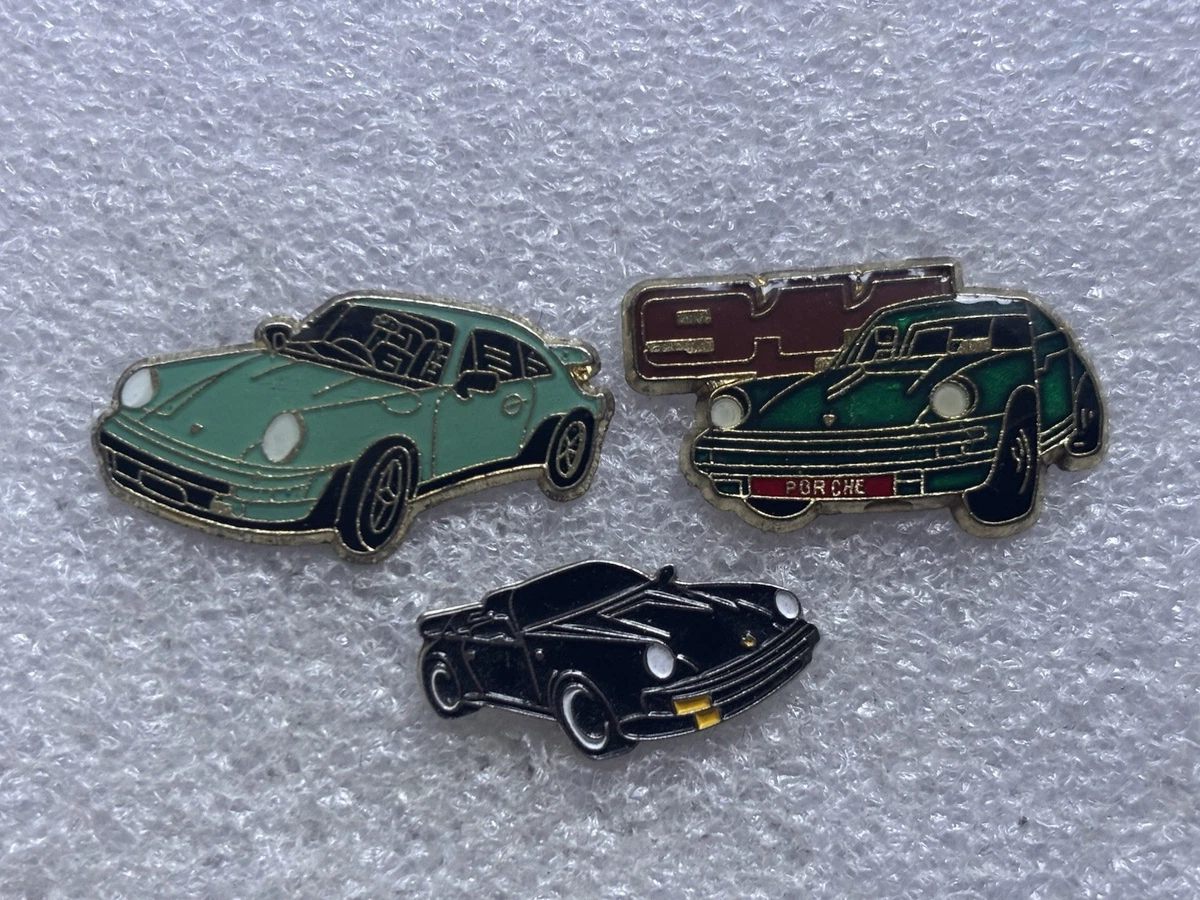 Pin's Porsche 911 Cabriolet – Tennis – Signé Atalante – Occasion
