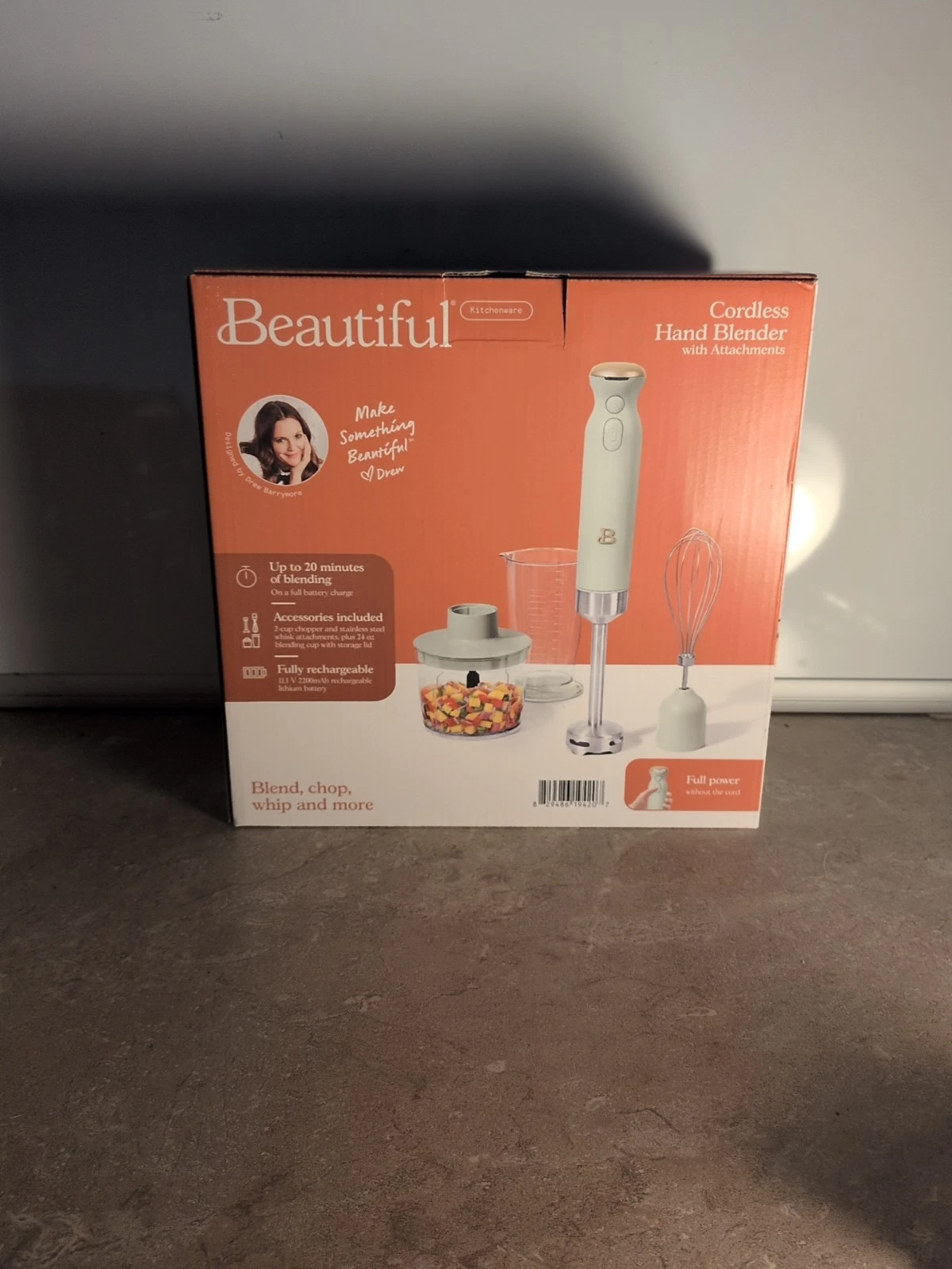 Beautiful 2-Speed Immersion Blender with Chopper & Measuring Cup sage green
Opens in a new window or