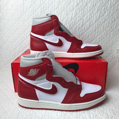 Nike Air Jordan 1 Retro High OG Shoes Women's SZ 11 Varsity Red
