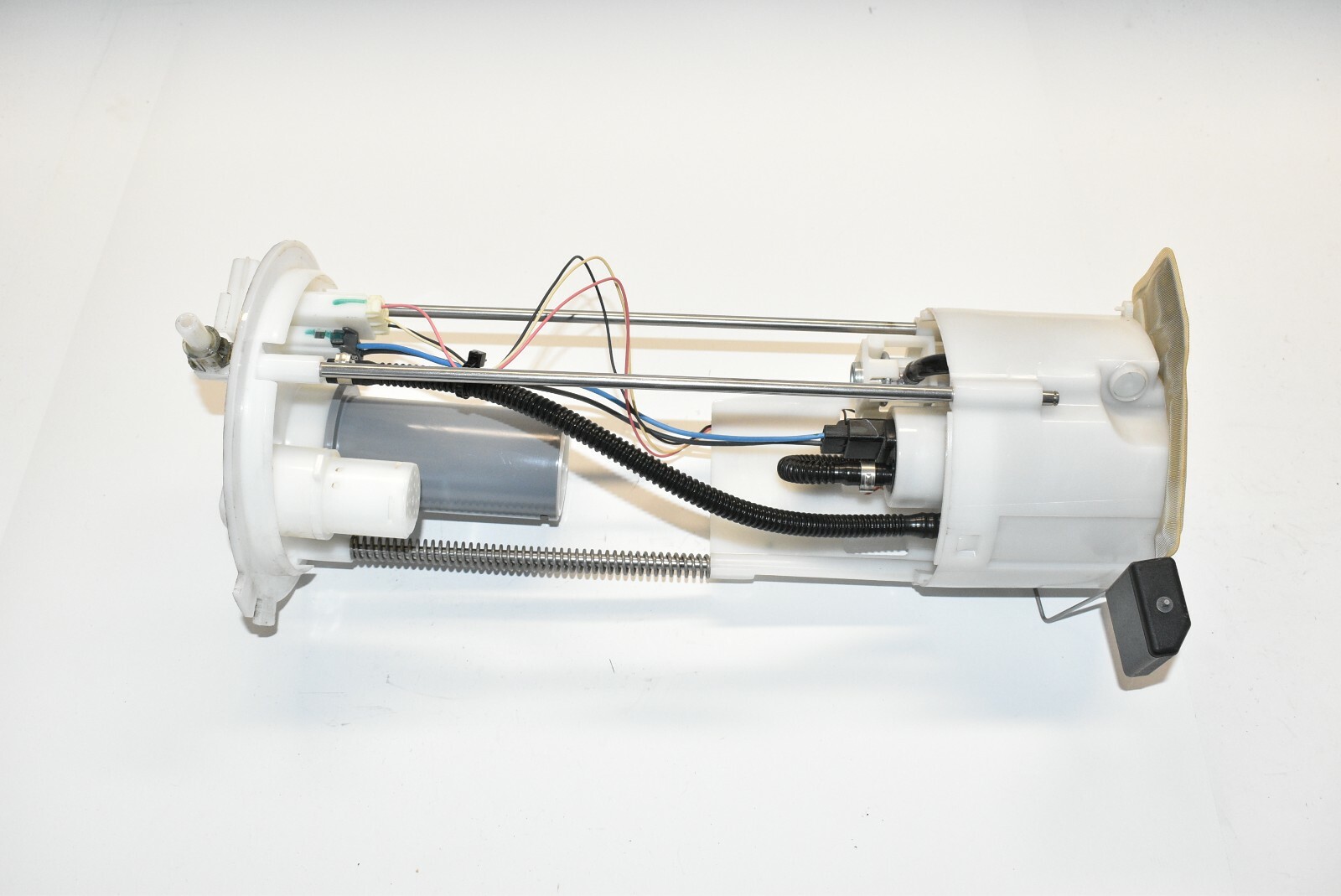 04 05 06 Nissan Armada Titan Fuel Pump 