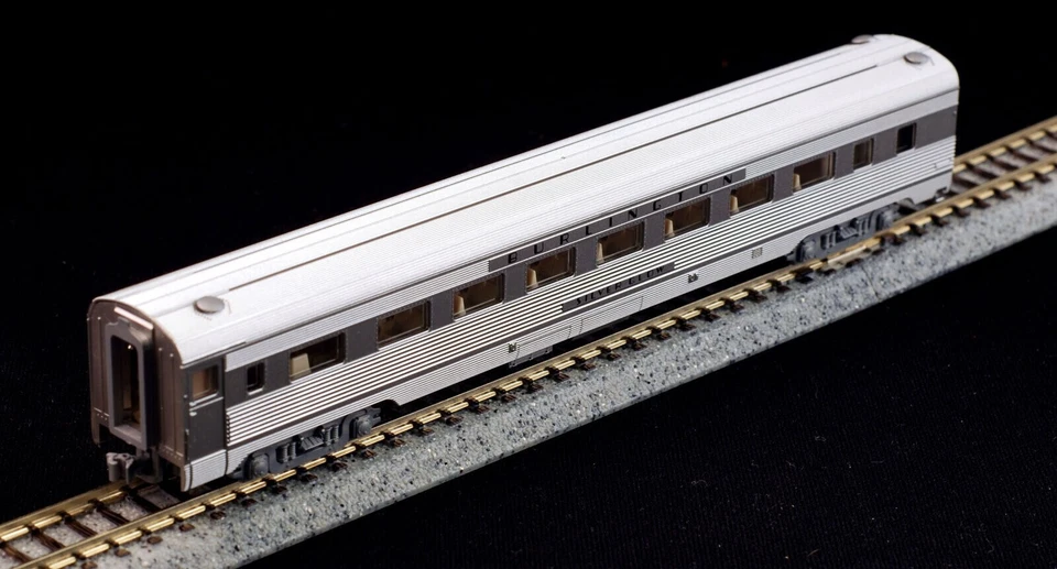 KATO ~ New 2024 ~ N Scale ~ CB&Q Silver Streak Zephyr ~ Starter Set ~ 106-0041 - Image 4 of 4