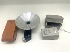 Canon Flash Unit Model V  Model J-3 Both Flash Set with Case