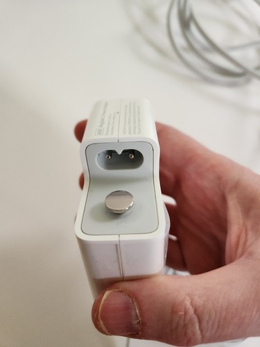 Apple MagSafe 2 60W Power Adapter - White (A1435), US and Europe extension cords - Photo 8/10