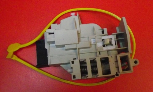 Waschmaschine HOTPOINT AQM8L29 UK V TÜRSCHLOSS