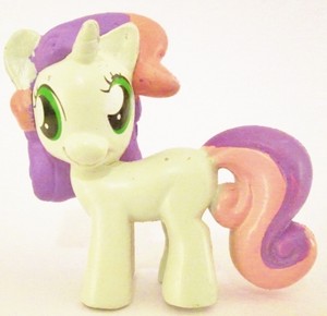 my little pony sweetie belle toy
