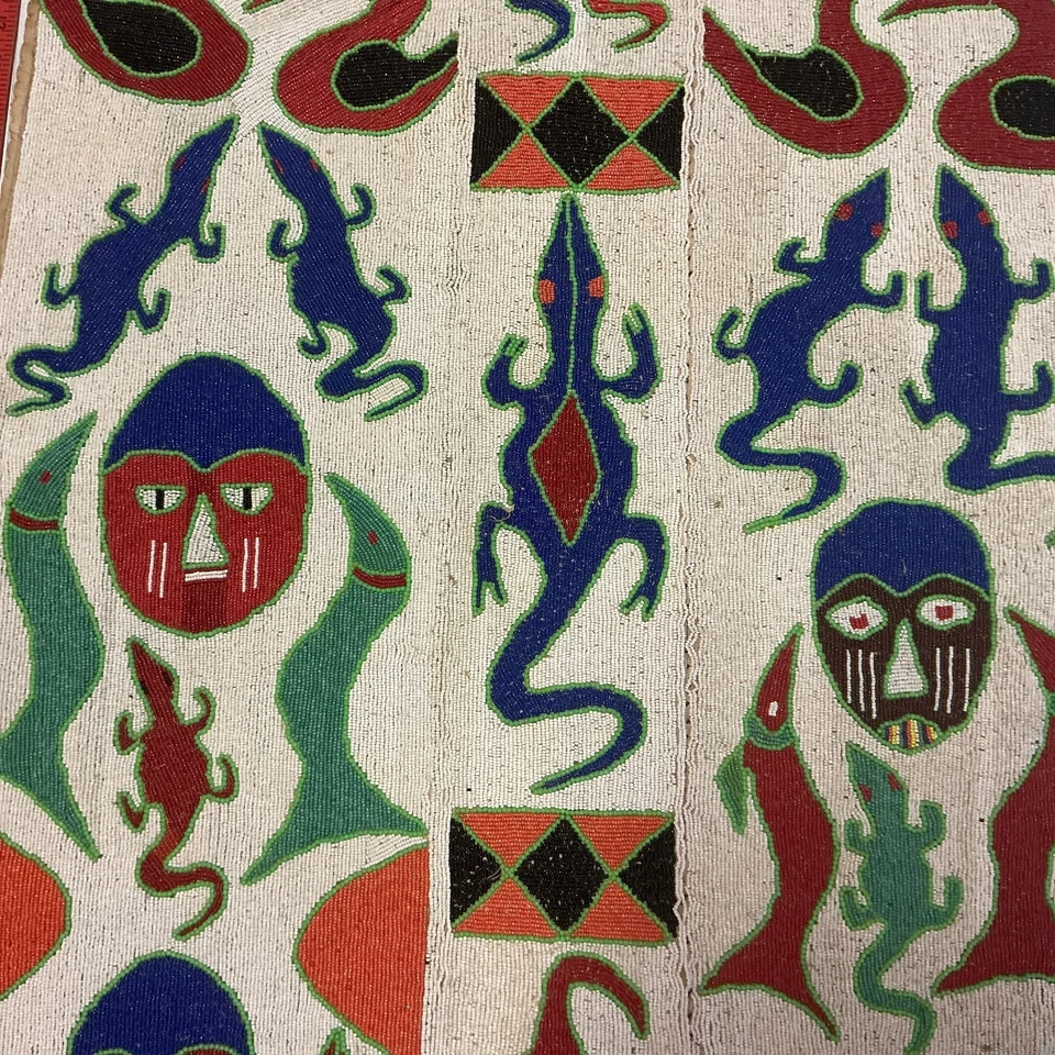 "De colección 1950' Yoruba Sango colgante de pared con cuentas de Nigeria, hecho a mano, 48"" L X 27"" W" Foto 3 de 4