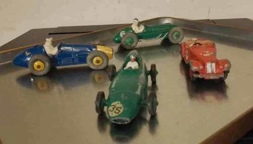 ORIGINAL VINTAGE DIECAST DINKY TOY RACING & SPORTS CAR LOT OF 4 FERRARI MG etc