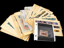 US, accumulation of 100s of early Commemorative Stamps in glassines, stock cards