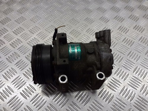 Renault Clio II Klimakompressor Pumpe 8200037058 Benzin MOG175009