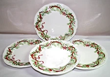 Dwell Essential Wreath & Ribbons Christmas 10 1/2" Dinner Plates Set of 4 New
