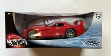 NEW Hot Wheels 1:18  Dodge Viper GTSR Red with Silver Stripes