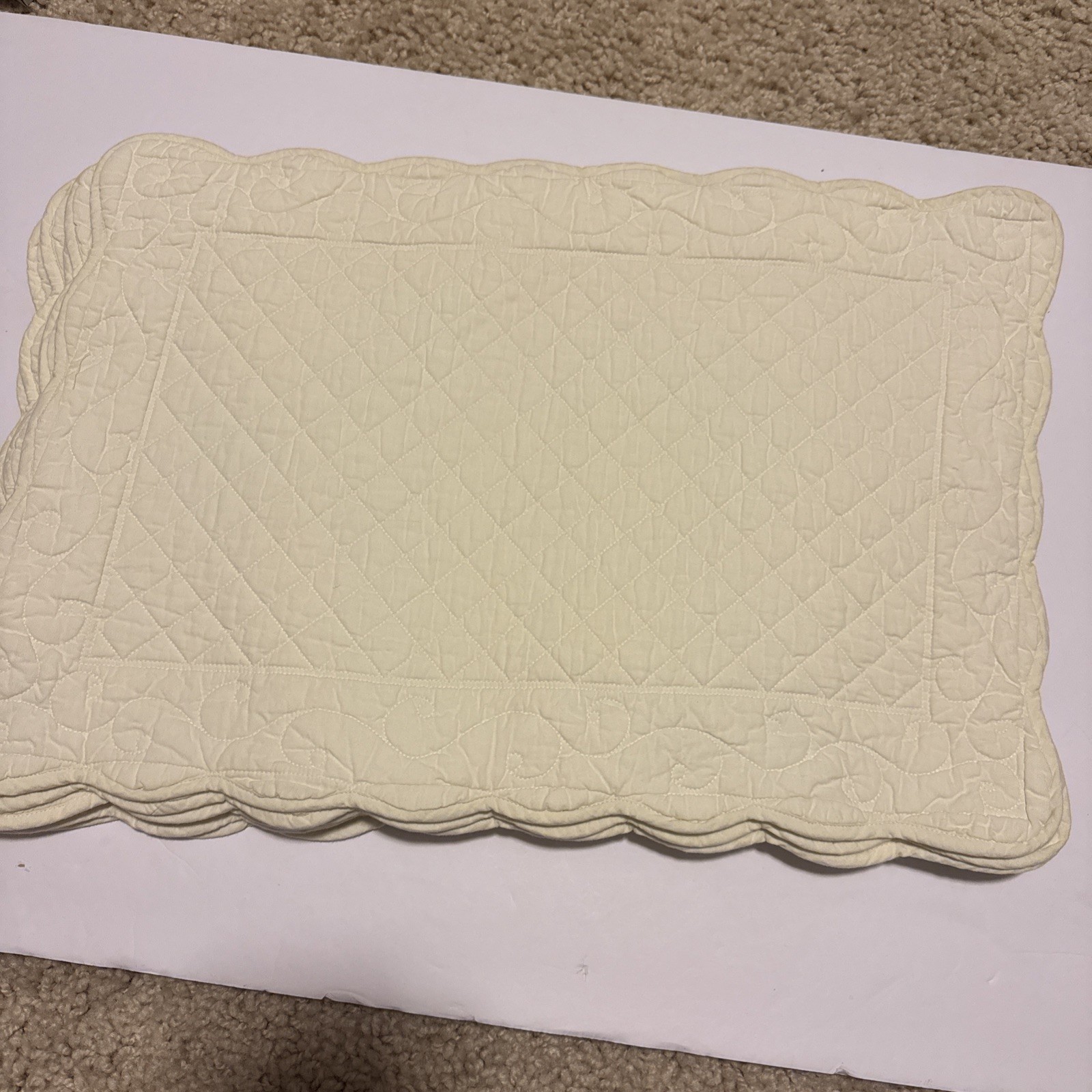 NWT Pottery Barn Placemats Cotton Quilted Boutis (similar Design) 6 Placemats