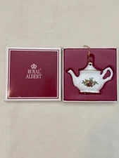 1998 Royal Albert Old Country Roses Teapot Christmas Tree Ornament Royal Doulton