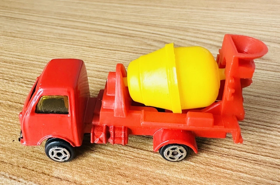 Vintage Cement Mixer 1/64 Red/Yellow Toy Concrete Truck 1990s - Image 2 of 4