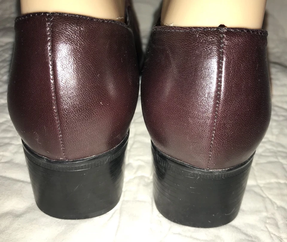 Mocassim Munro American M281738 couro borgonha camurça tamanho 7 N fabricado nos EUA - Imagem 3 de 4
