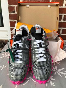 nike off white karton