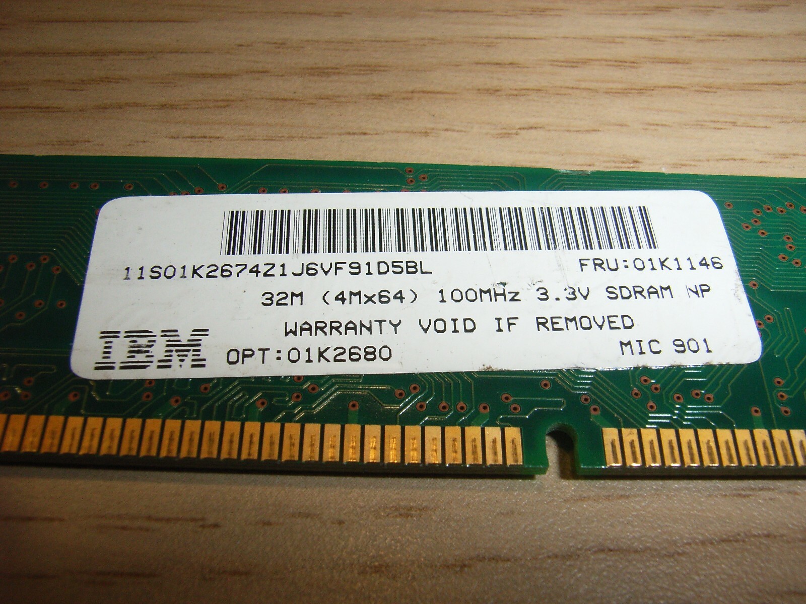 32 MB SD-RAM 168-pin 3,3V 4 Mx64 Arbeitsspeicher RAM Micron Technology ...