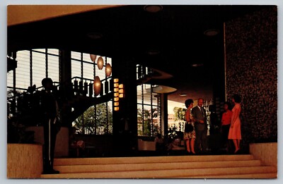 Postcard A 373, Hotel El Continental entrance, Panama City, Panamaent