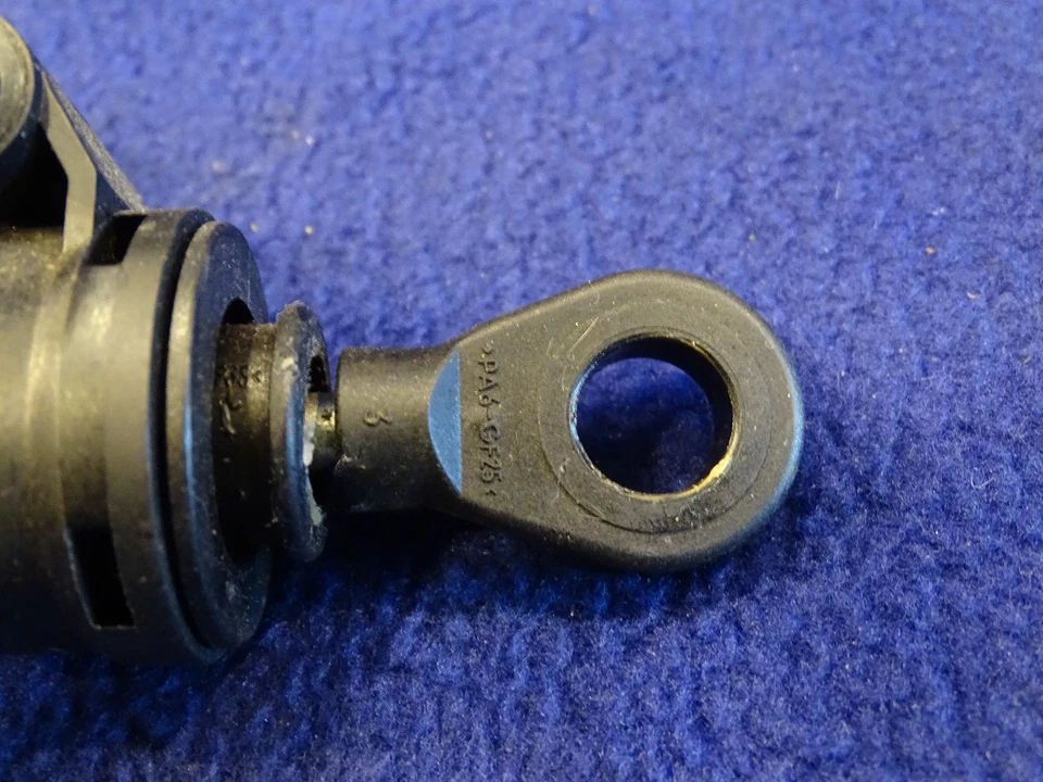 11 12 13 14 Mustang GT 5,0 L OEM manual embrague cilindro esclavo y pernos usados #1 Foto 4 de 4