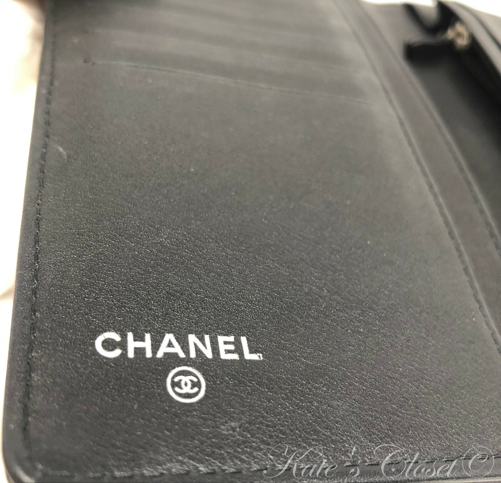CHANEL Patent Leather Wallet Gem