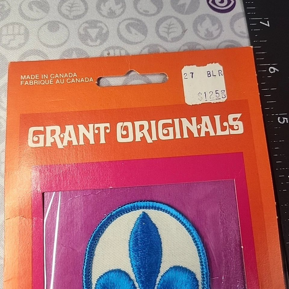 GRANT QUEBEC PATCH CANADA embroidered iron-on EMBLEM CANADIAN PROVINCE FRENCH QC - Image 3 of 4