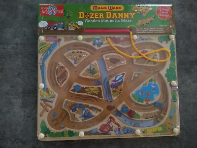 BRAND NEW T.S. SHURE WOODEN MAGNETIC MAZE DOZER DANNY CONSTRUCTION TRAVEL GAME