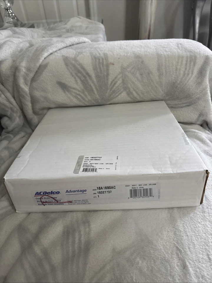 Nuevo rotor de freno trasero sólido plateado para Dodge Charger 2006-2023 ACDelco 18A1690AC Foto 4 de 4