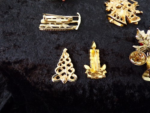 Christmas Jewelry (7 ) Vintage Avon Pins & Brooches Gold Tone Jeweled Silver - Picture 12 of 12