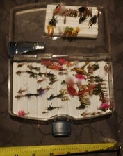 Vintage Fly Fishing Lures Lot Of Flys Bugs Baits In Case NICE!