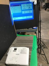 Epson VS250 / H838A LCD Desktop Projector - 960 LAMP HRS / EC0 113 HRS.