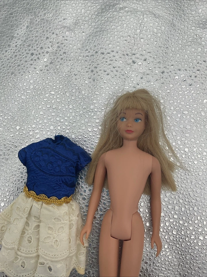 Muñeca vintage 1963 pierna recta patrón rubia con vestido casero vintage Foto 4 de 4