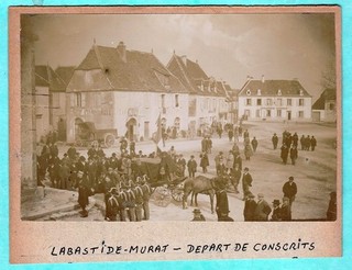 LABASTIDE MURAT DEPART DE CONSCRITS PHOTO DE LA IN DU XIX° OU DU DEBUT DU XX°