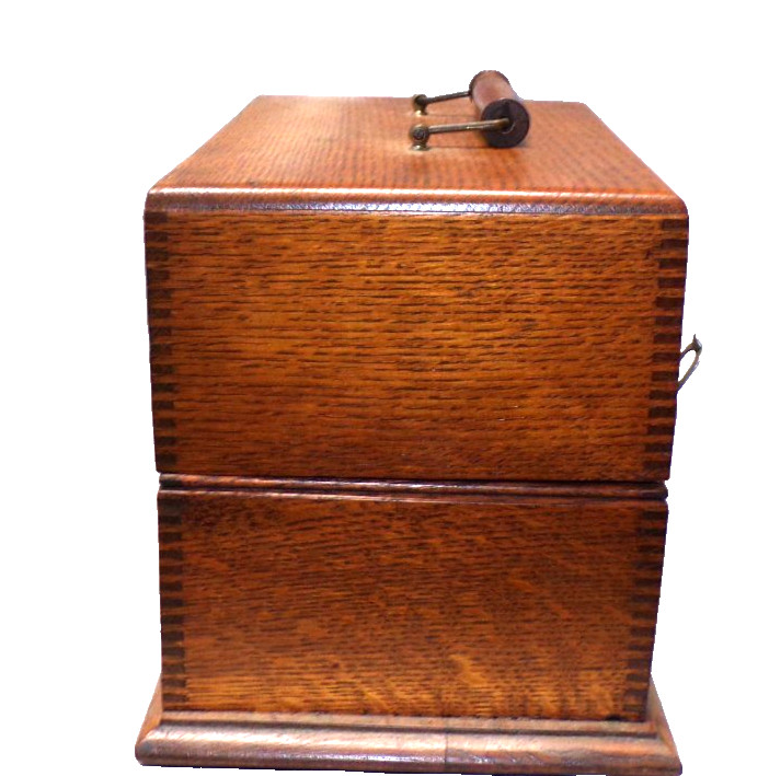 EDISON STANDARD MODEL A CYLINDER PHONOGRAPH EARLY 4 LATCH SQUARE CASE STANDARD